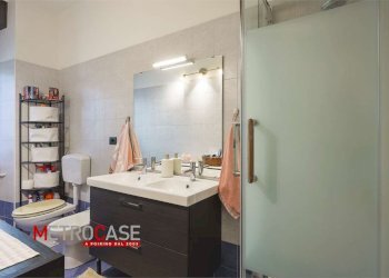 Three-room apartment Via Pietro Frattini, Torino (neighborhood Mirafiori Nord) - photo 32