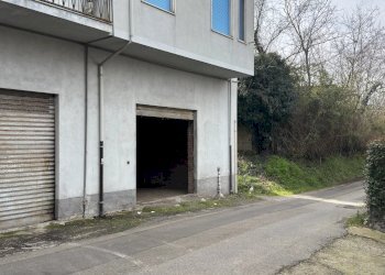 Magazzino Via degli Stadi, Cosenza - foto 2