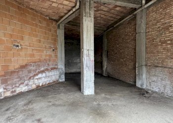 Magazzino Via degli Stadi, Cosenza - foto 4