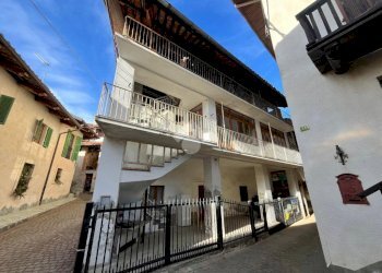 Semi-detached house Via Rua, Castellamonte - photo 1