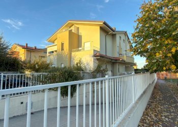 Four-room apartment Via Niccolò Copernico, Misano Adriatico - photo 22