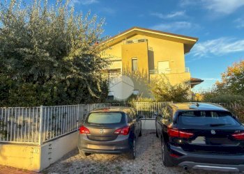 Four-room apartment Via Niccolò Copernico, Misano Adriatico - photo 23