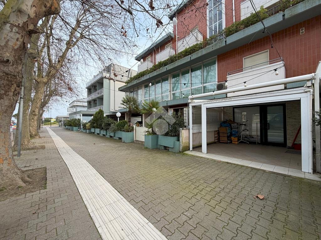 Shop viale milazzo, Cervia - photo 3