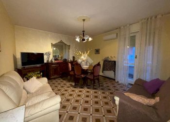 Trilocale Via boito, Trecate - foto 1