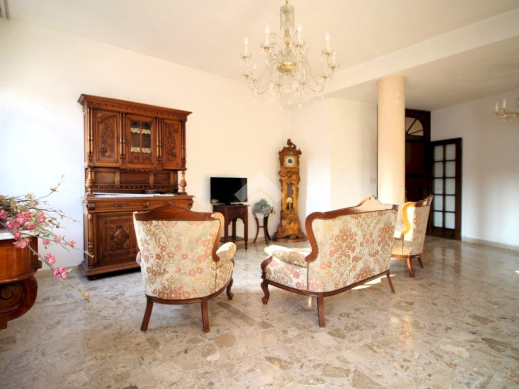 Appartamento Corso Giuseppe Mazzini, Cesena - foto 1