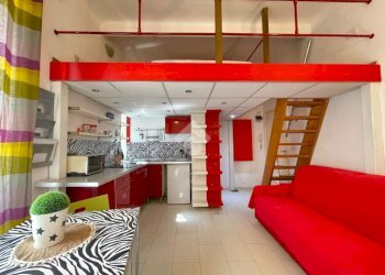 One-room apartment Via Federico Confalonieri, Milano (neighborhood Isola) - photo 1