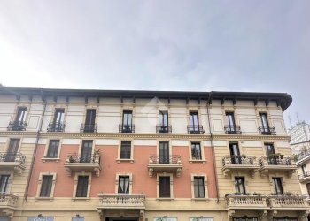 Bilocale Via San Gregorio, Milano (zona Centrale) - foto 2