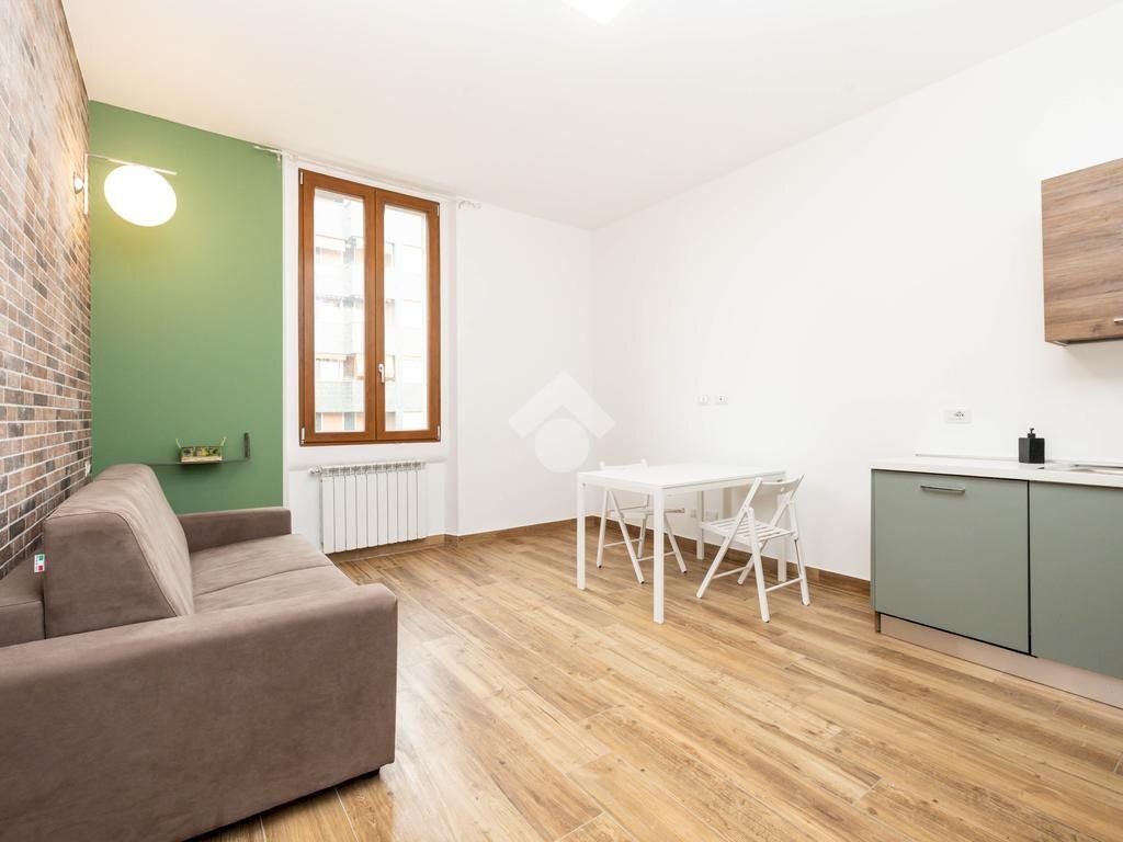 Two-room apartment Via Francesco Gonin, Milano (neighborhood Lorenteggio) - photo 2