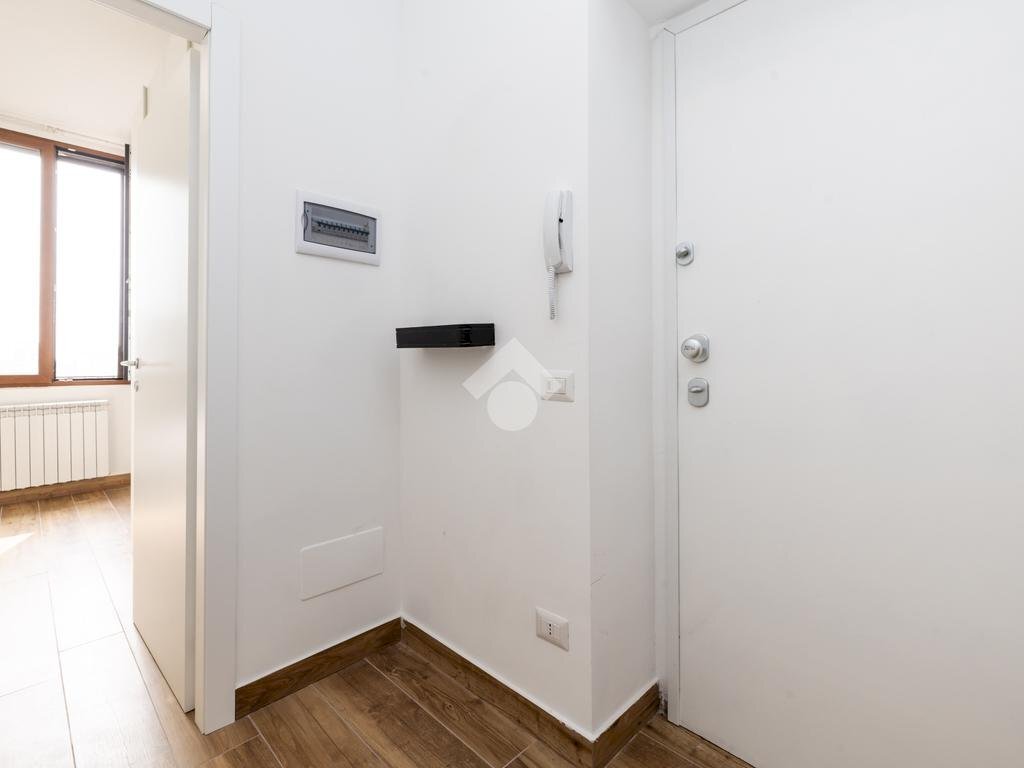 Two-room apartment Via Francesco Gonin, Milano (neighborhood Lorenteggio) - photo 3