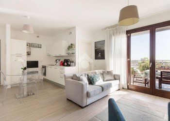 Trilocale Viale Sarca, Milano (zona Bicocca) - foto 1