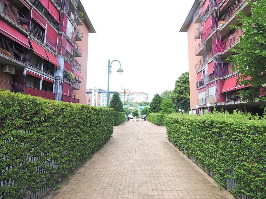 Quadrilocale Via Giuseppe Fenoglio, Torino (zona Pozzo Strada) - foto 2