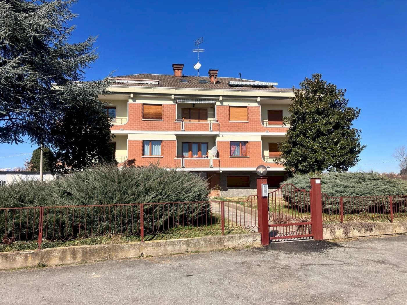 Three-room apartment Via Valle Maira, 50, Cuneo - photo 3