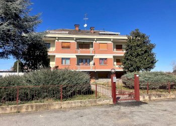 Three-room apartment Via Valle Maira, 50, Cuneo - photo 3