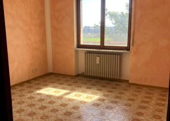Three-room apartment Via Valle Maira, 50, Cuneo - photo 8