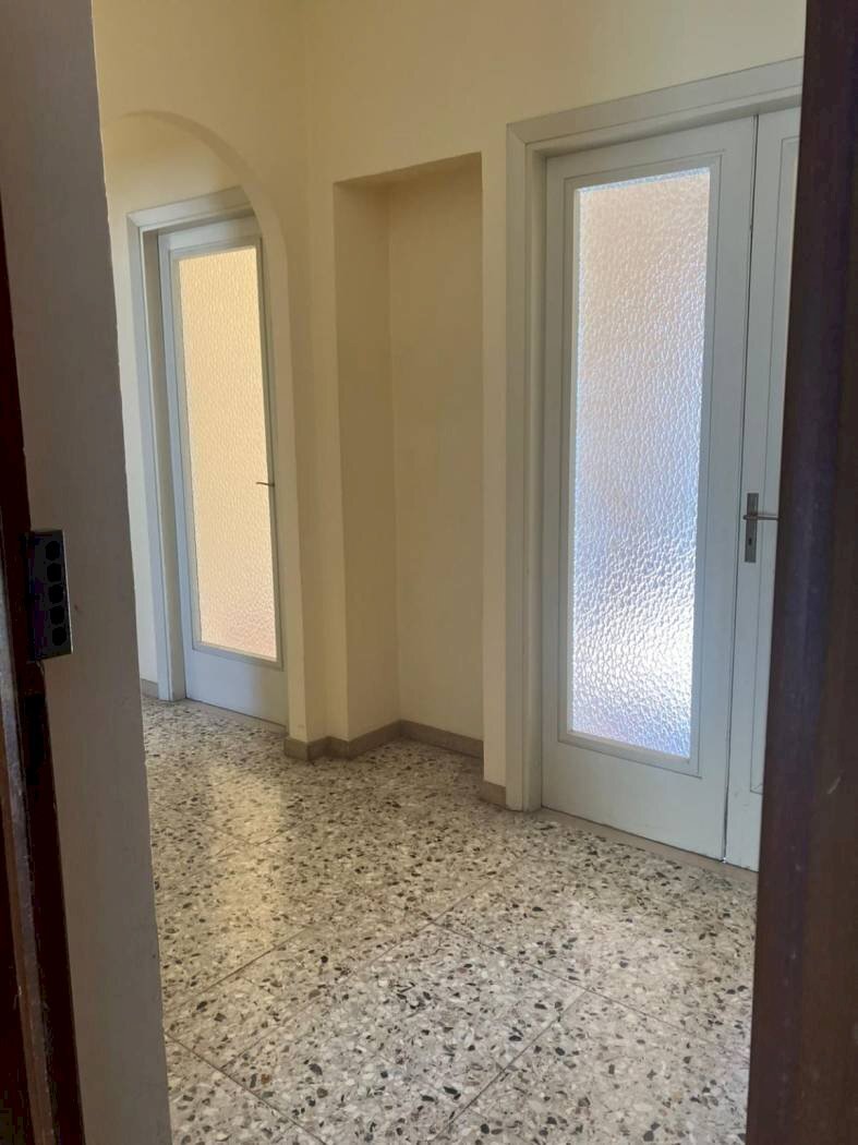 Attic Cuneo (neighborhood Cuneo Nuova) - photo 3