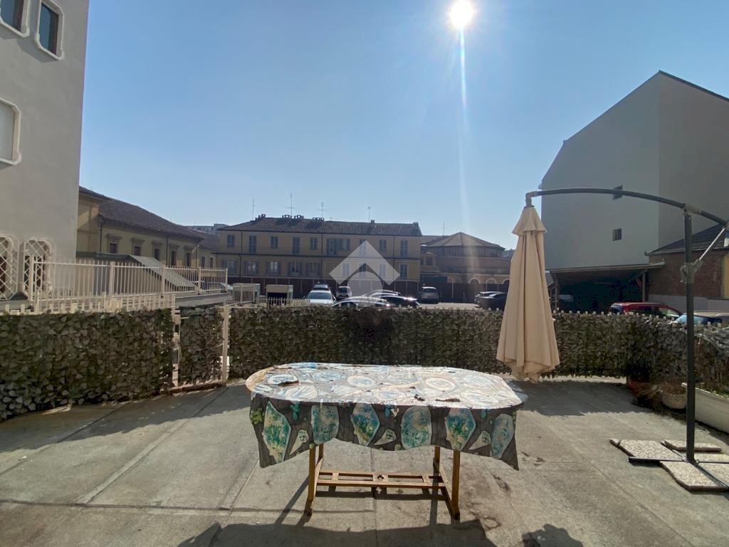 Bilocale Galleria Francesco Argenta, Asti - foto 2