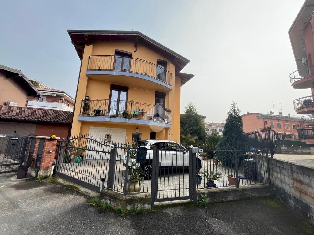 Villa villa via leoncavallo, Novara (zona Torrion Quartara) - foto 1