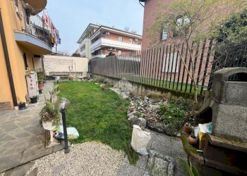 Villa villa via leoncavallo, Novara (neighborhood Torrion Quartara) - photo 3