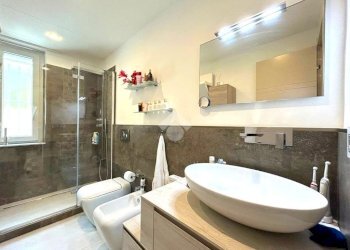 Quadrilocale Via Stefano Castagnola, Genova (zona Sturla) - foto 17