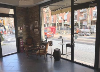 Negozio Negozio/ufficio Via San Donato, Bologna (zona San Donato) - foto 5