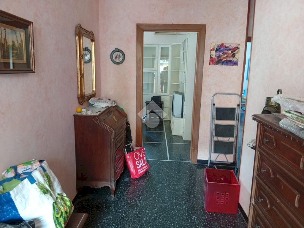 Trilocale Via Antonio Burlando, Genova (zona Staglieno) - foto 2