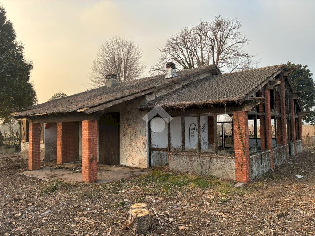 Villa Via per Abbiategrasso, Corbetta - foto 1