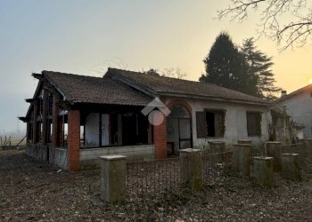 Villa Via per Abbiategrasso, Corbetta - foto 3