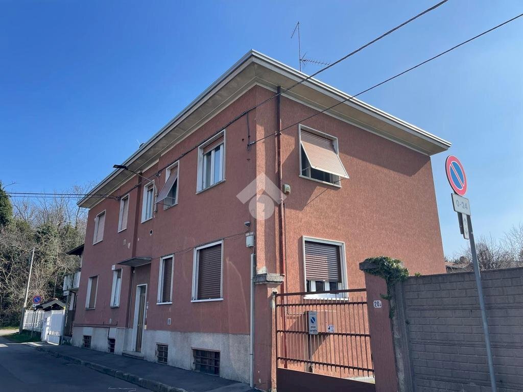 Three-room apartment Via Archimede, Legnano - photo 1