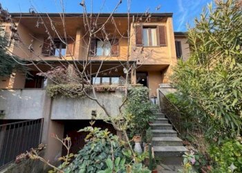Villa a Schiera Via Veronese, Pessano con Bornago - foto 1