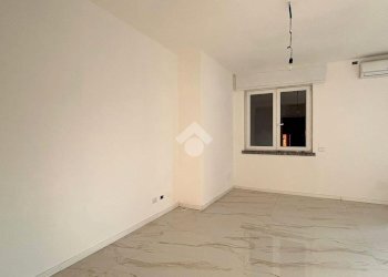 Trilocale Via per Limbiate, Solaro - foto 3