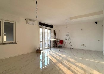 Trilocale Via per Limbiate, Solaro - foto 4