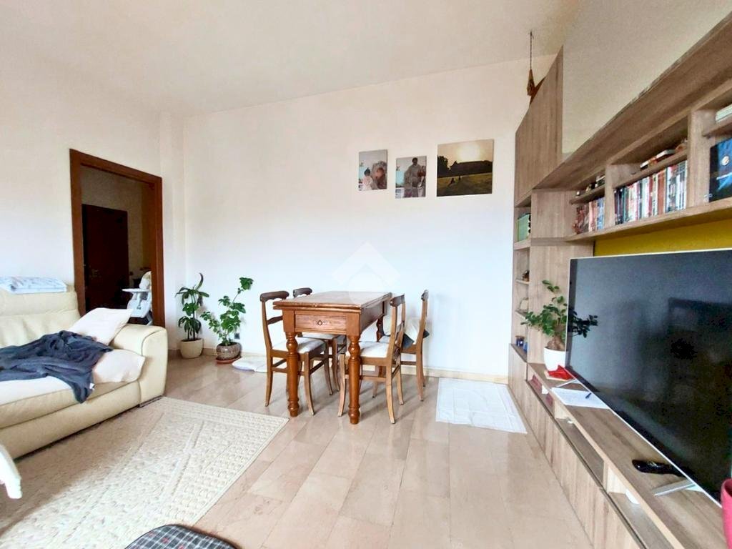 Three-room apartment Via sant'ambrogio, Vittuone - photo 2