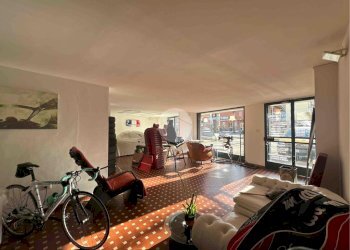 Shop Viale Regina elena, Fossano - photo 2