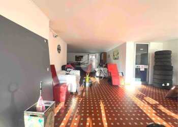 Shop Viale Regina elena, Fossano - photo 7