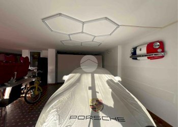 Shop Viale Regina elena, Fossano - photo 10