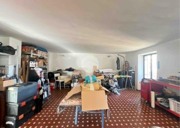 Shop Viale Regina elena, Fossano - photo 16