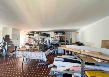 Shop Viale Regina elena, Fossano - photo 18