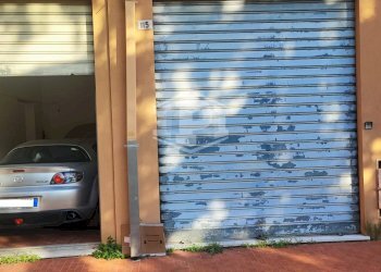 Magazzino Via San Marino, Genova (zona San Teodoro) - foto 3