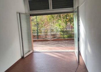 Magazzino Via San Marino, Genova (zona San Teodoro) - foto 5