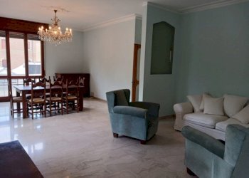 Four-room apartment Via Nicola Fabrizi, Modena (neighborhood Circoscrizione 1) - photo 2