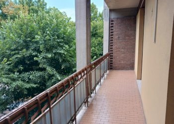 Four-room apartment Via Nicola Fabrizi, Modena (neighborhood Circoscrizione 1) - photo 7