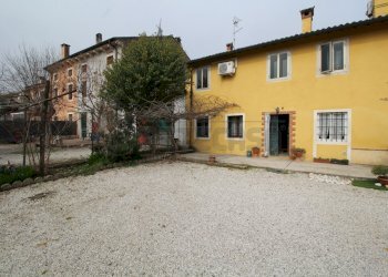 IMG_8978.JPG - Rustic Via Castello 43, Gambellara - photo 1