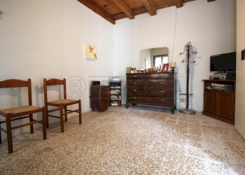 IMG_8984.JPG - Rustic Via Castello 43, Gambellara - photo 4