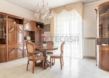 2.jpg - Trilocale Via Luigi Papagni 35, Bisceglie - foto 3