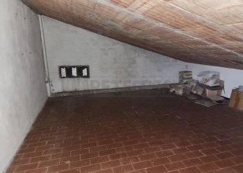 20260304_180347.jpg - Quadrilocale Via Artemisia Gentileschi, Santa Croce sull'Arno - foto 13