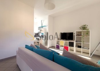 Soggiorno.jpg - Bilocale Via G. Pepe, Dairago - foto 14