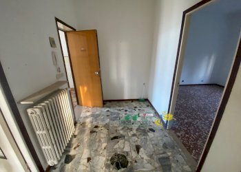 3.jpg - Trilocale Via Partigiani D'Italia 7, Fornovo di Taro - foto 7