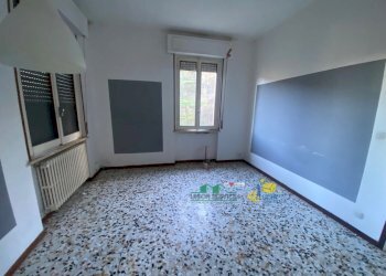 8.jpg - Bilocale Via Partigiani D'Italia 7, Fornovo di Taro - foto 5