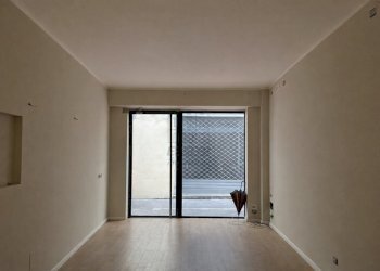 Foto.png - Locale Commerciale Lucca - foto 1