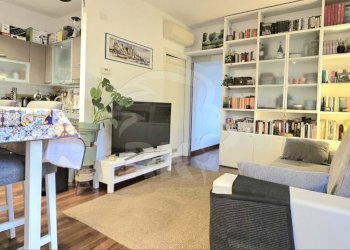 BILOCALE CON TERRAZZO-AFFITTO-SAN DONATO - Bilocale Via Sante Vincenzi 46, Bologna (zona Saragozza) - foto 1